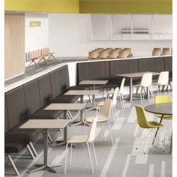 Mesa Arket cuadrada 70x70 cm para restaurantes usos interior o exterior